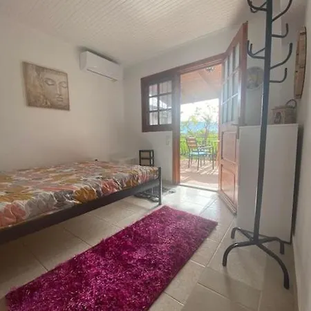 Private House Near Amarynthos, Evia, Greece Nyaraló *