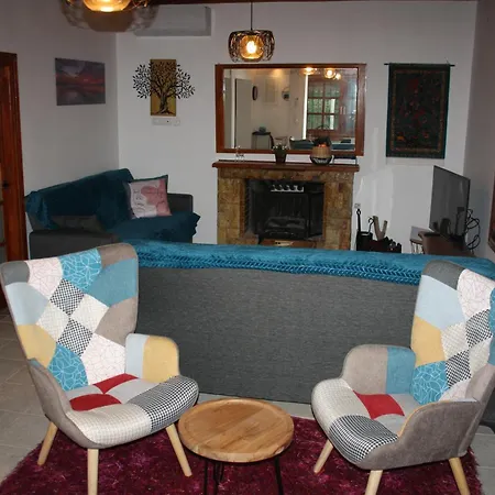 Nyaraló Private House Near Amarynthos, Evia, Greece *